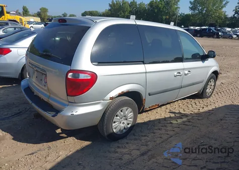 2005 Chrysler Town & Country from USA, damaged, VIN 1C4GP45R05B437579